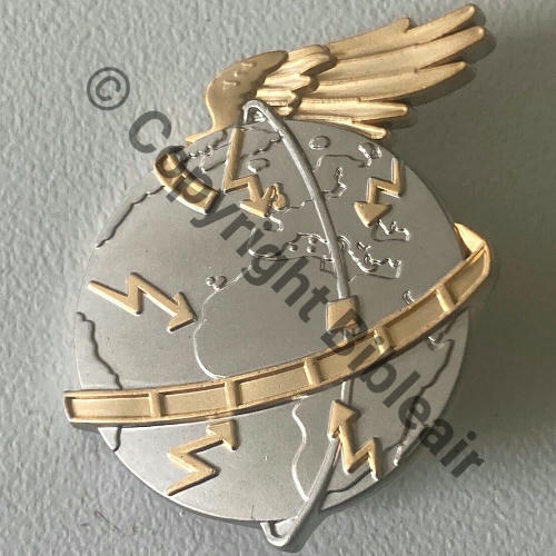 A1367 SPECIALISTE RENS  DUSEAUX Griffes et butees Dos irreg scintillant Src.moussestic 20Eur09.21 